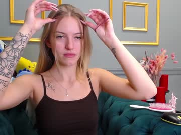 webcam girl selenaobrien live cam image #787851