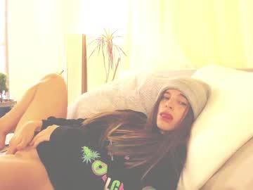 webcam girl kendalltyler live cam image #2243070