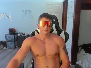 webcam couple cowsgomoo101 live cam image #2078043