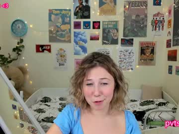 webcam girl lottie_shine live cam image #3562524