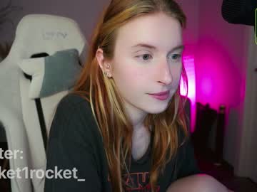webcam girl pocketrocket_ live cam image #1833943