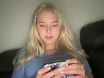 webcam girl tpink95 live cam image #2216393