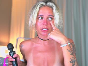 webcam girl nica_rock live cam image #4730518