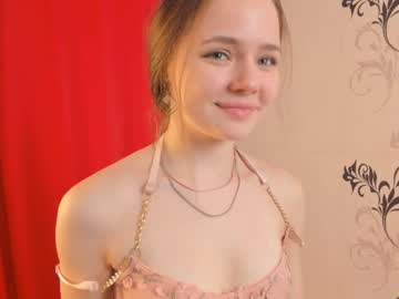 webcam girl mila_milka_ live cam image #5198614