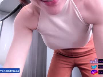 webcam girl vanandjuani live cam image #3495220