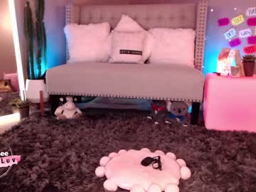 webcam girl aubrilee live cam image #2280013