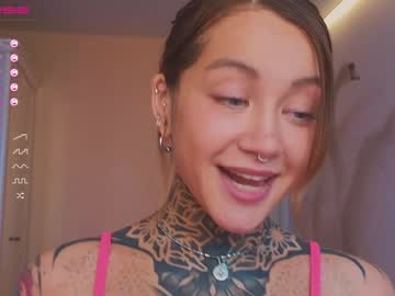 webcam girl nickyneck live cam image #6201925