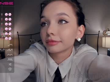 webcam girl riskyproject live cam image #4934055