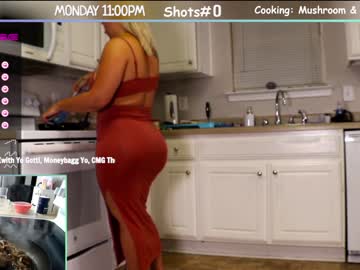 webcam girl milavalentinax live cam image #2294975