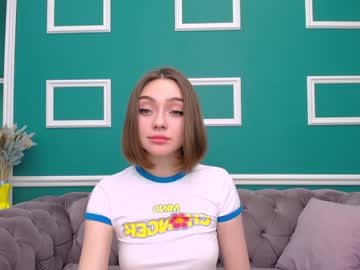 webcam girl adelewilson__ live cam image #1040579