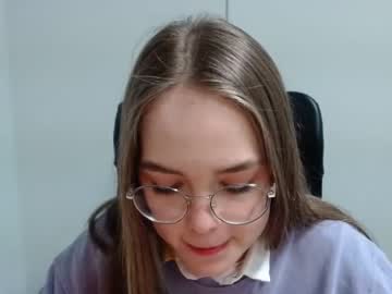 webcam girl violetta_kl live cam image #1578789