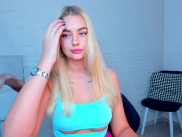 webcam girl 8a8y_nura live cam image #1821863