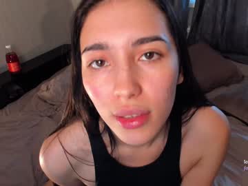 webcam girl emillyloveyou live cam image #7033090