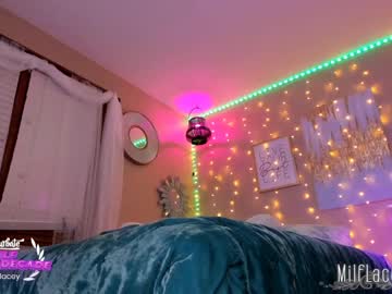 webcam girl milf_lacey live cam image #2560484