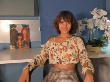 webcam girl lenaelisabeth live cam image #5795823