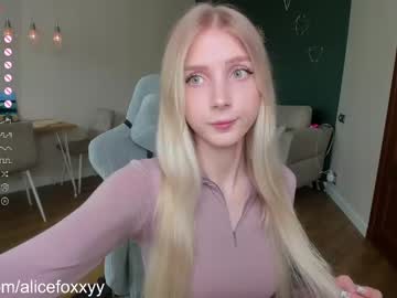 webcam girl oh_honey_ live cam image #5245477