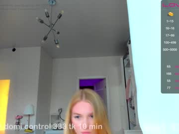webcam girl madlen_model live cam image #280135