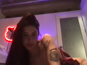 webcam girl roxilovex live cam image #3601279