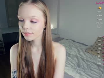 webcam girl honeybzzz live cam image #4594080