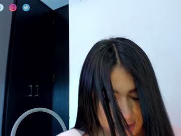 webcam girl _lasuescun live cam image #1071039