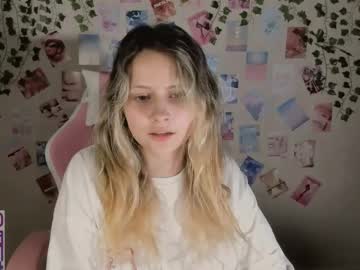 webcam girl amelienjames live cam image #7038566