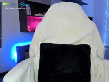 webcam girl xxxhoneyxx live cam image #2997470