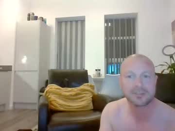 webcam couple mikeyliz live cam image #4614808