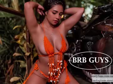 webcam girl annieguzman_ live cam image #4565805