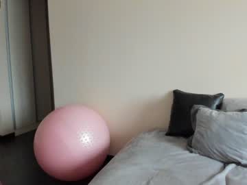 webcam girl emilymilf__ live cam image #5742638