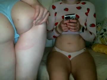 webcam girl littlelunaishorny live cam image #1210529