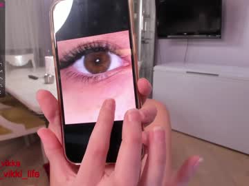 webcam girl misss_vikki live cam image #1258212
