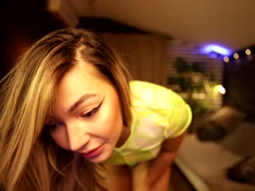 webcam girl fantasystudiox live cam image #3554838
