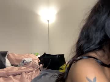webcam girl petitqueen live cam image #6944473