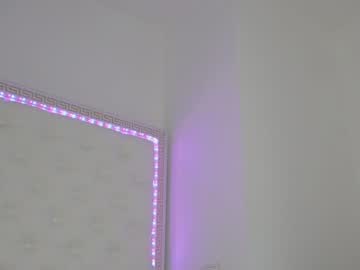 webcam girl hotfallingdevil live cam image #2720637