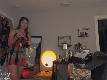 webcam girl audrey_ live cam image #4893000