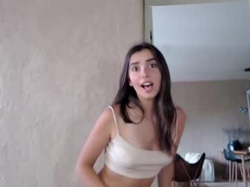 webcam girl nika_la live cam image #2340390