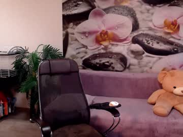 webcam girl jennycutey live cam image #2905000
