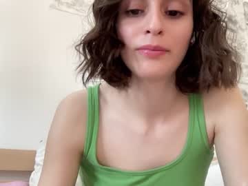 webcam girl wonderland_stia live cam image #6953978
