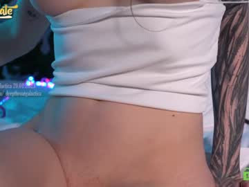 webcam girl _deepthroatgalactica live cam image #3603317