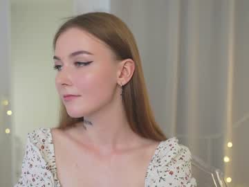 webcam girl kira_rider live cam image #7005109