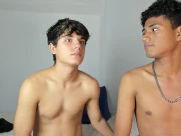 webcam man the_blue_buddies live cam image #7037845
