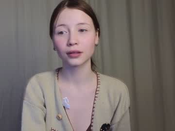 webcam girl lovelydelmel live cam image #6541682