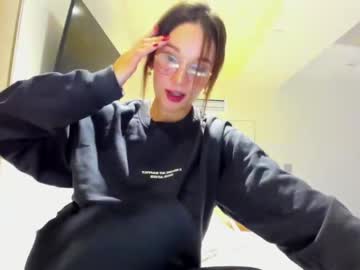 webcam girl ellie_leen live cam image #1397033