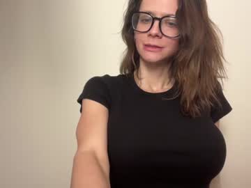 webcam girl naomi_reah live cam image #6261967