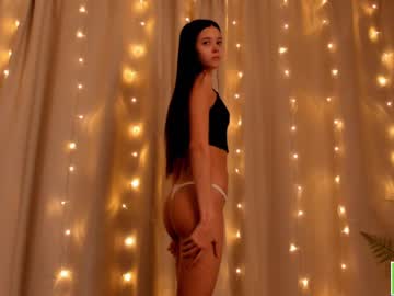 webcam girl amandamedrano live cam image #3389028
