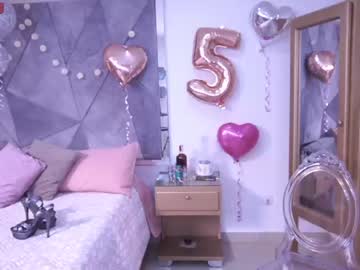 webcam girl dani_moore live cam image #1346565