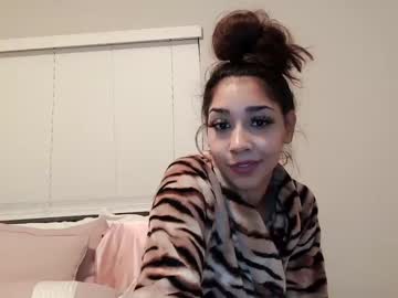 webcam girl kaelagreen live cam image #3530215