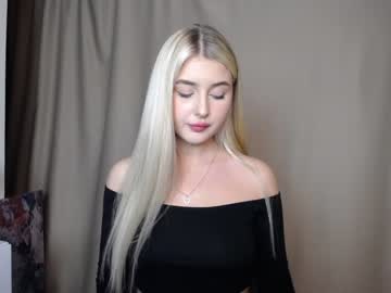 webcam girl cute18cute live cam image #2963948