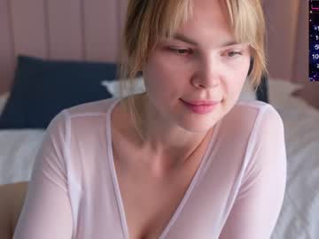 webcam girl love_you_to123 live cam image #5103525