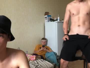 webcam man stralght_twinks live cam image #2620634